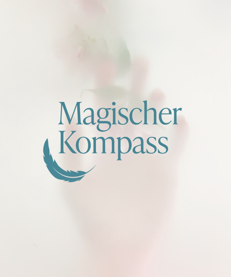 businesscoaching-fuer-frauen-selbstaendige-frauen-magischer-kompass-janine-huenten Schriftzug Magischer Kompass - ein Business-Coaching für selbständige und hochsensible Frauen, die gerade am Start ihrer Selbständigkeit sind, oder sich in ihrer Selbständigkeit neu ausrichten möchten.